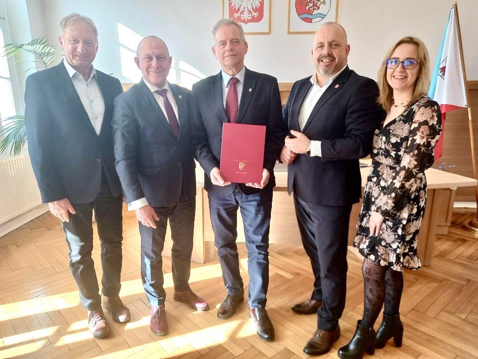 Podpisanie porozumienia przez Gminę Połczyn- Zdrój z Powiatem Drawskim