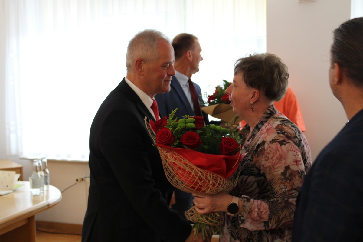 Burmistrz Połczyna-Zdroju z absolutorium i wotum zaufania