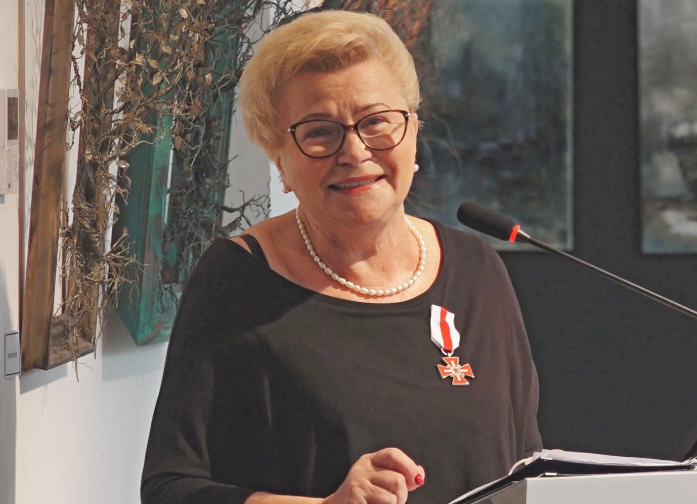 Pani Halinie zawsze towarzyszy szczery uśmiech