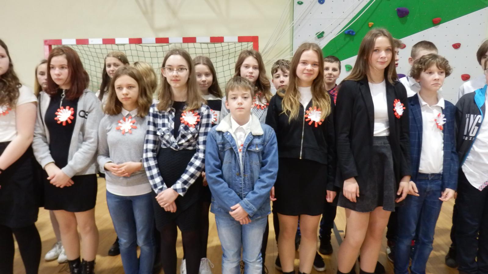 Wspólne odśpiewanie hymnu