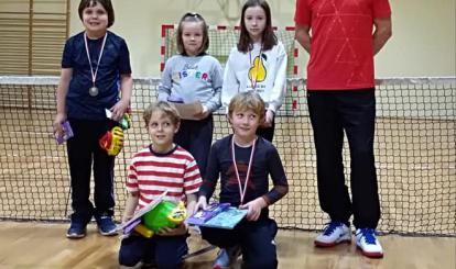 MIĘDZYSZKOLNY HALOWY TURNIEJ TENISA ZIEMNEGO DZIECI I MŁODZIEŻY 