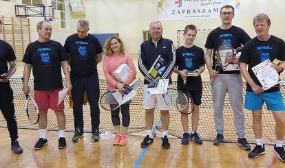 Halowe Mistrzostwa Połczyna Zdroju par deblowych w tenisie ziemnym oraz singla