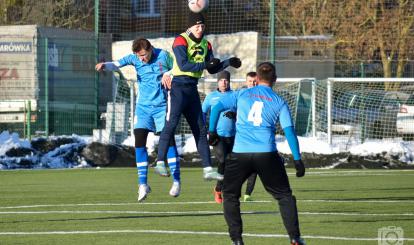 Sobotni mecz kontrolny rozegrany w Wałczu / fot. Kamil Halec