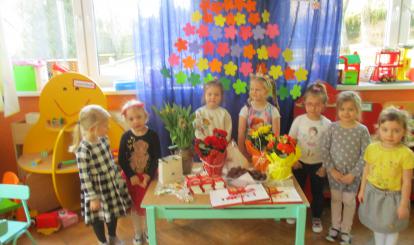 Dzień Kobiet w Przedszkolu Samorządowym nr 2 „Pod Jarzębinką” w Połczynie – Zdroju