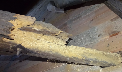 Więźba dachowa jest w kiepskim stanie