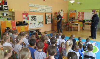 Policjanci pod Jarzębinką