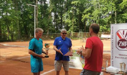 PIERWSZY ETAP X MISTRZOSTW POLSKI NAUCZYCIELI W TENISIE ZIEMNYM KAT. OPEN SINGLA I DEBLA ROZSTRZYGNIĘTY