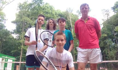 MIĘDZYSZKOLNY TURNIEJ TENISA ZIEMNEGO