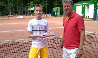 MIĘDZYSZKOLNY TURNIEJ TENISA ZIEMNEGO