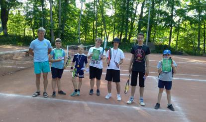 MIĘDZYSZKOLNY TURNIEJ TENISA ZIEMNEGO