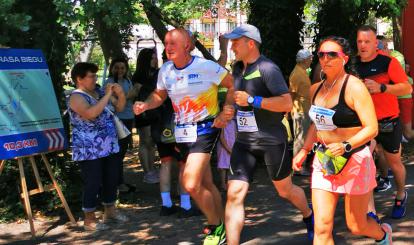 VI BIEG BORKÓW Z REKORDOWYM UPAŁEM