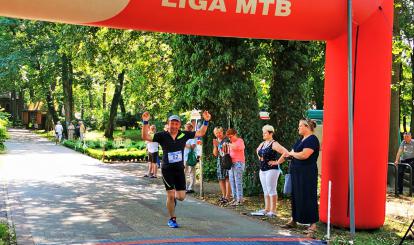 VI BIEG BORKÓW Z REKORDOWYM UPAŁEM