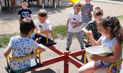 Przedszkolaki w Parku