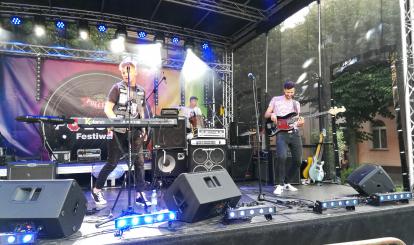 I DZIEŃ FESTIWALU POŁCZYN. FESTIWAL ULICY