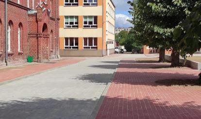 Teren za „Jedynką” po liftingu