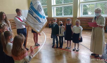 Inauguracja roku szkolnego 2021/2022 w szkole w Redle