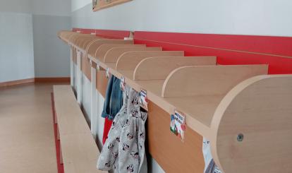 Wieszaczki są dostosowane dla maluszków