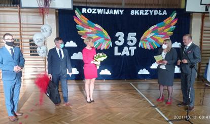 35 lat Szkoły Podstawowej w Redle
