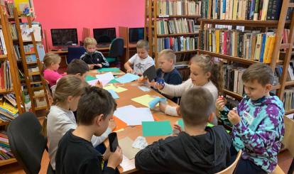 AKTYWNA WSPÓŁPRACA FILII BIBLIOTECZNEJ W REDLE ZE SZKOŁĄ