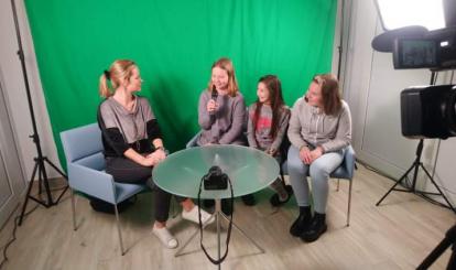 W sali audiowizualnej