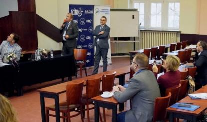 Marka Szwajcaria Połczyńska na Uniwersytecie Szczecińskim - Burmistrz i Sekretarz w trakcie prelekcji