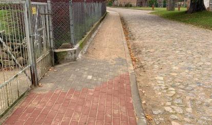 Remont chodnika w Buślarach -2 etap