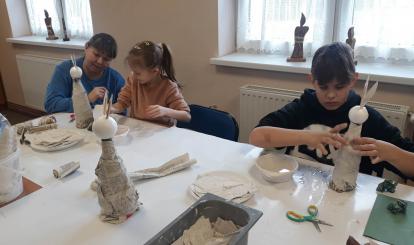 Relacja z II tygodnia „ Kreatywnych Ferii Zimowych 2023” w placówkach CK