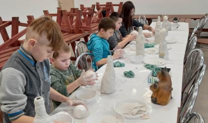 Relacja z II tygodnia „ Kreatywnych Ferii Zimowych 2023” w placówkach CK