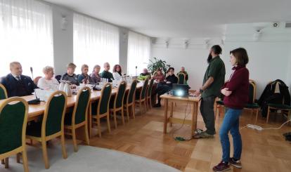 Arborysta doradził, jak dbać o drzewa 