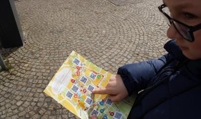 Mapka służy do orientacji na trasie gry