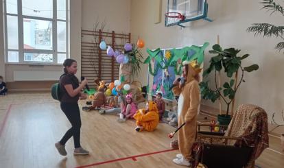 Teatrzyk Fiku Miku Dzień Dobry 