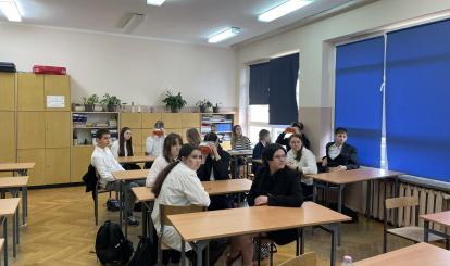 Mobilne Laboratoria Przyszłości w Szkole Podstawowej im. Jana Pawła II w Redle