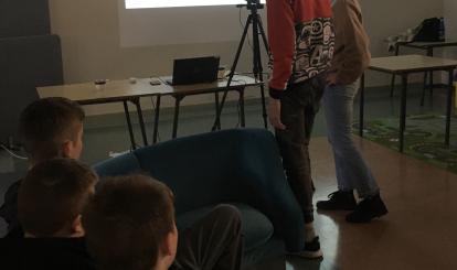 Mobilne Laboratoria Przyszłości w Szkole Podstawowej im. Jana Pawła II w Redle