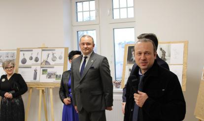 Wystawa Pokonkursowa Ogólnopolskiego Konkursu na projekt rzeźby ,,Sukiennik Szwajcarii Połczyńskiej’’