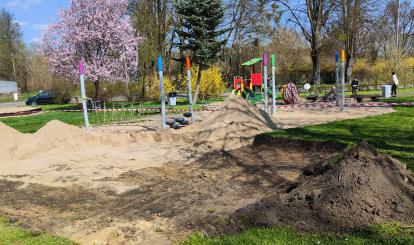 Plac zabaw na Reymonta