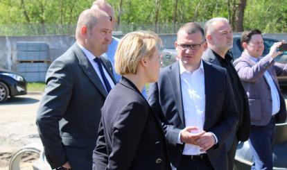Przegląd prac na budowanym stadionie miejskim