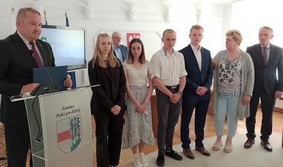Wyróżnieni młodzi ludzie