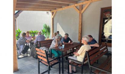 Niemieccy turyści na wycieczce na terenie Szwajcarii Połczyńskiej