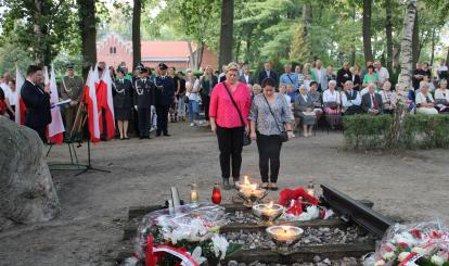 Uroczystości katyńskie organizowane dla upamiętnienia 83. Rocznicy Zbrodni Katyńskiej
