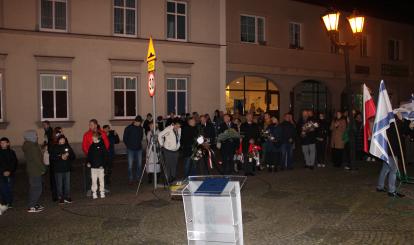 Uroczyste odsłonięcie pamiątkowej tablicy poświęconej Leo Levy’emu