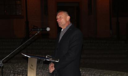 Uroczyste odsłonięcie pamiątkowej tablicy poświęconej Leo Levy’emu