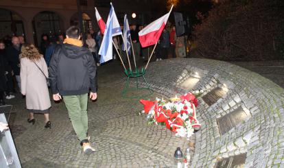 Uroczyste odsłonięcie pamiątkowej tablicy poświęconej Leo Levy’emu