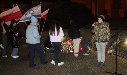 Uroczyste odsłonięcie pamiątkowej tablicy poświęconej Leo Levy’emu