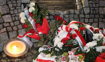 Uroczyste odsłonięcie pamiątkowej tablicy poświęconej Leo Levy’emu