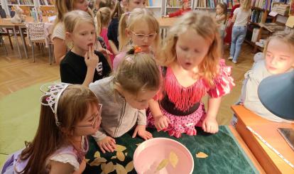 Andrzejki w Klubie Młodego Czytelnika oraz placówkach terenowych CK 