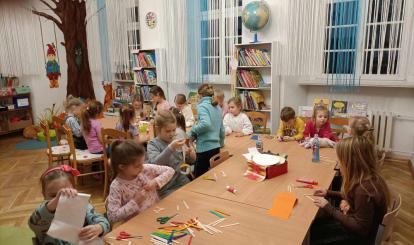 Noworoczne zajęcia w Klubie Młodego Czytelnika