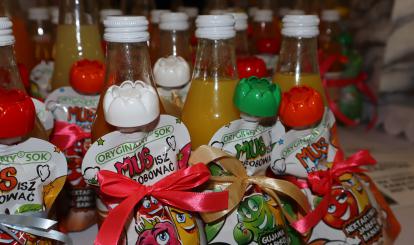 32. Finał Wielkiej Orkiestry Świątecznej Pomocy w Szkole Podstawowej im. Jana Pawła II w Redle