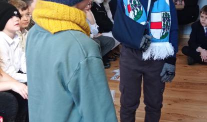 Przedstawienie z okazji zbliżających się ferii w SP Nr 1