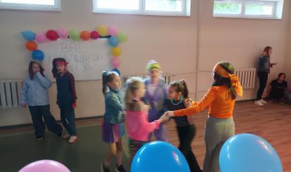 Bale Karnawałowe w Szkole Podstawowej w Redle