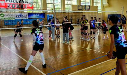 Liga Wojewódzka Minisiatkówki ZZPS Kinder Joy of Moving - kategoria "Dwójki" dziewcząt